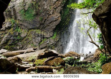 Klong Lan Waterfall