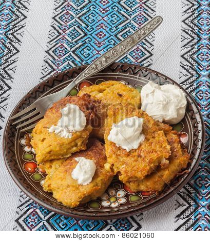 Traditional Ukrainian Homemade Potato Pancakes (draniks)