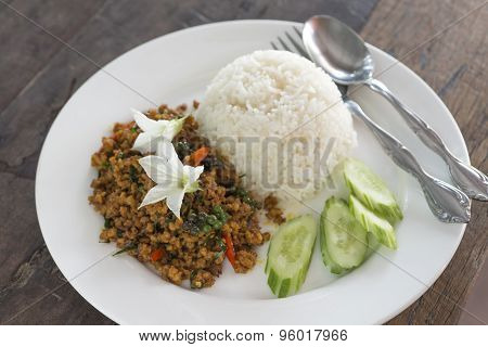 Rice Topped With Stir Fried Pork With Yellow Curry Paste