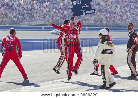Nascar:  Oct 10 Pepsi Max 400