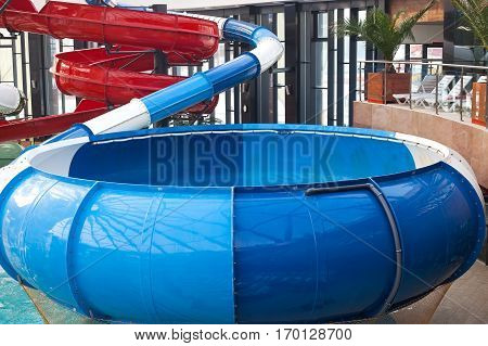 Picture of a spiral water slide in Oradea Romania