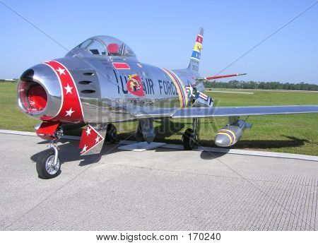 Sabre-jet