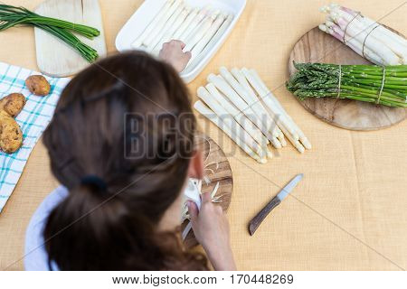 White And Green Asparagus, Topview