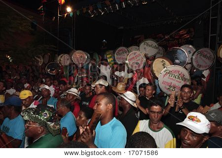 Bumba meu boi celebrazione ogni solstizio di giugno nel centro storico di città di soa luis maranhao reggiseno