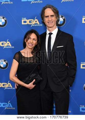 LOS ANGELES - FEB 04:  Susanna Hoffs and Jay Roach arrives for the 69th Annual DGA Awards on February 4, 2017 in Beverly Hills, CA                