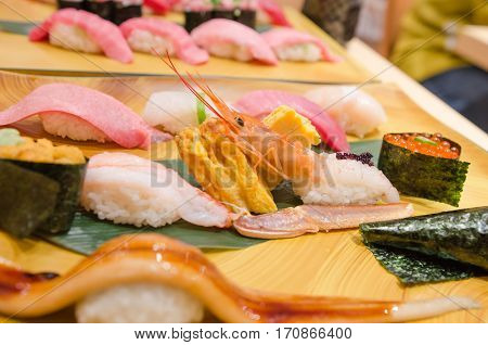 Very Delicious Japanese Sushi Set