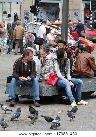 Stationsplein In Amsterdam