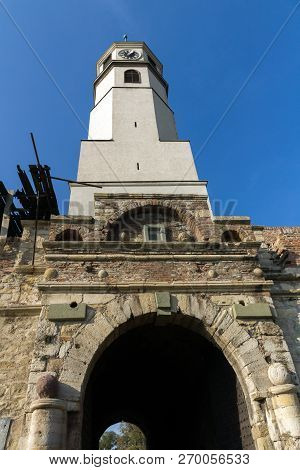 Belgrade, Serbia - November 10, 2018: Clock Tower (sahat Tower) At Belgrade Fortress And Kalemegdan 