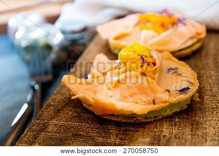 Asparagus salmon tartlets chiffonade, pickled vegetables, creamy creamy
