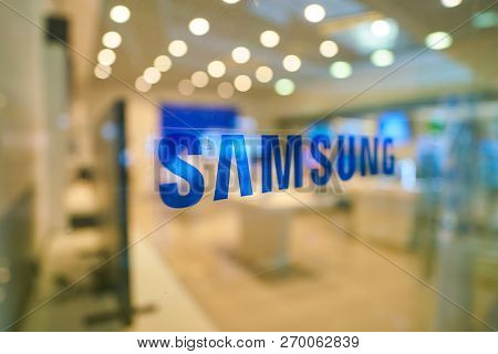 MOSCOS, RUSSIA - SEPTEMBER 20, 2018: close up shot of Samsung logo at a store in Moscow.