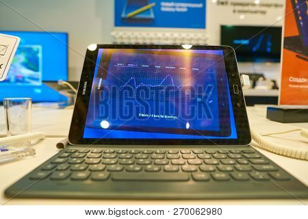 MOSCOS, RUSSIA - SEPTEMBER 20, 2018: gadget on display at Samsung store in Moscow.