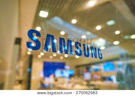 MOSCOS, RUSSIA - SEPTEMBER 20, 2018: close up shot of Samsung logo at a store in Moscow.