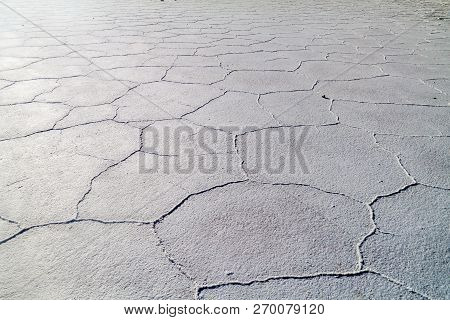 Surface Of Worlds Biggest Salt Plain Salar De Uyuni, Bolivia