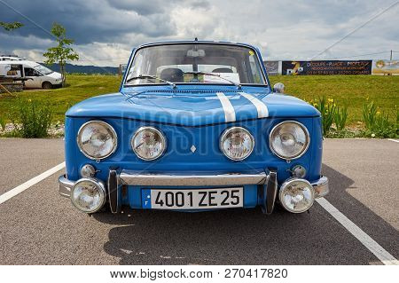 Houtaud/franche Comté/france/june 2018 : Blue 1974 R12 Gordini Parks At An Oltimer Car Rallye