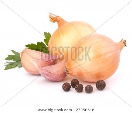 Zwiebel und Knoblauch, Gewürznelke isolierten auf weißen Hintergrund