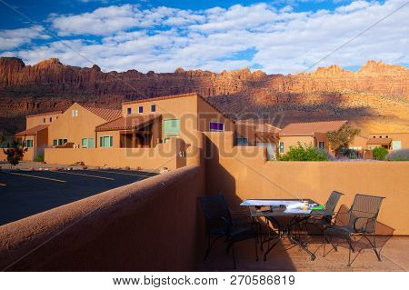 Moab,utah,usa - July 17, 2013: Sunrise In Tourist Resort. Moab Near The Main Entrance To The Famous 
