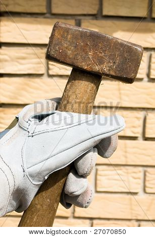 gloves and hammer