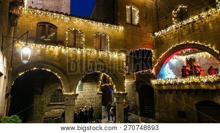 Viterbo, Italy - November 25, 2018: Caffeina Christmas Village In The Medieval Center Of Viterbo In 