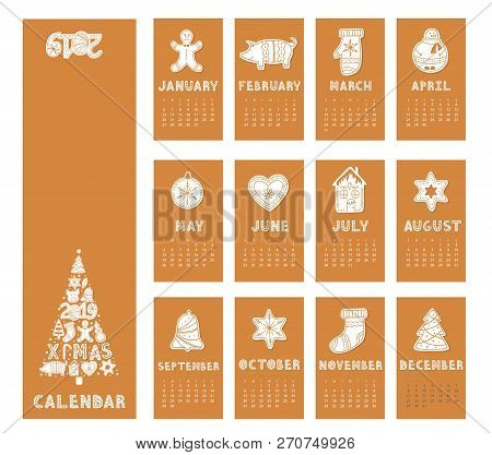 Pig Calendar For 2019 With Gingerbread Cookies Figures