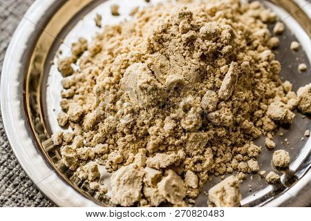 Ginger Powder On Silver Plate. (zencefil)