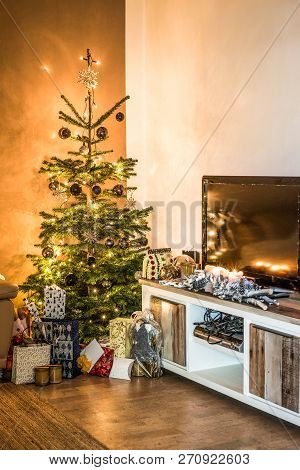 Merry Christmas Beautiful Living Room Tree Setup Aith Gifts Decorated For Happy Holidays At Home