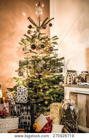 Merry Christmas Beautiful Living Room Tree Setup Aith Gifts Decorated For Happy Holidays At Home