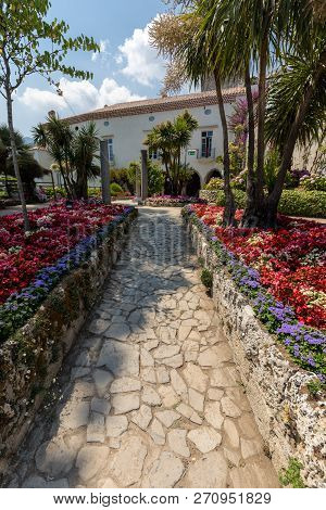 Ravello, Italy - June 16, 2017: Garden At Villa Rufolo In Ravello. Amalfi Coast Italy