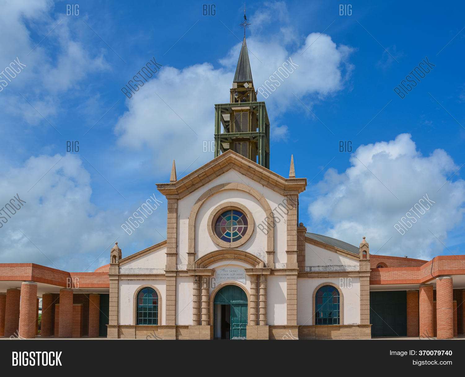 Le Francois Image Photo Free Trial Bigstock