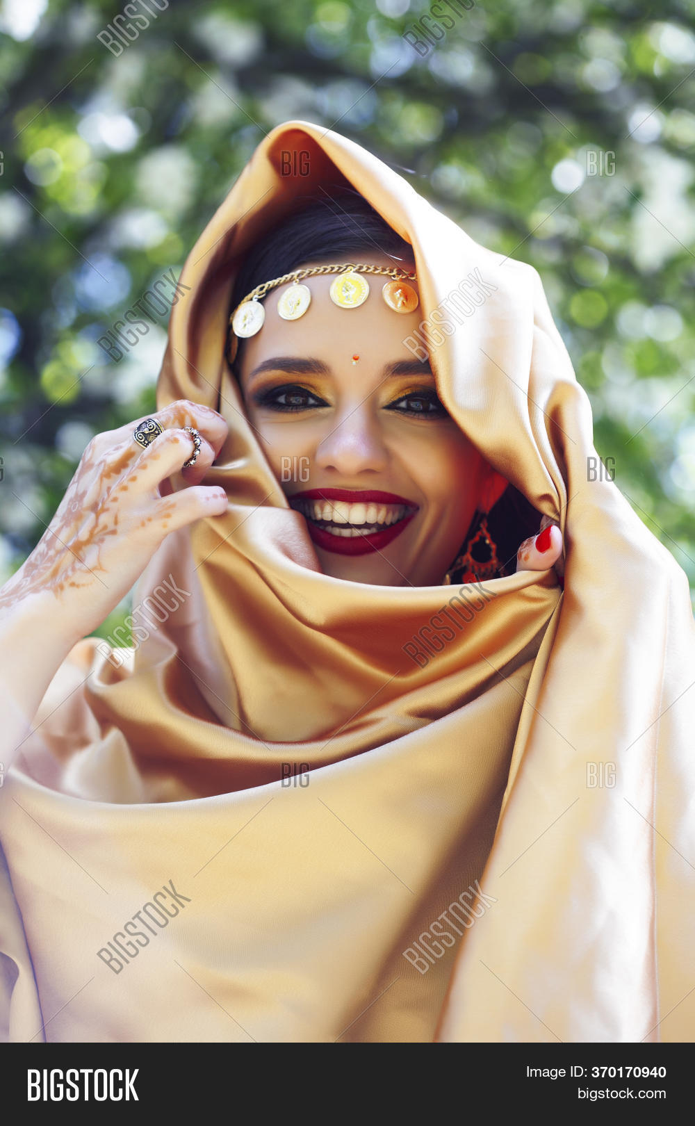 Young Pretty Indian Image & Photo (Free Trial) Bigstock