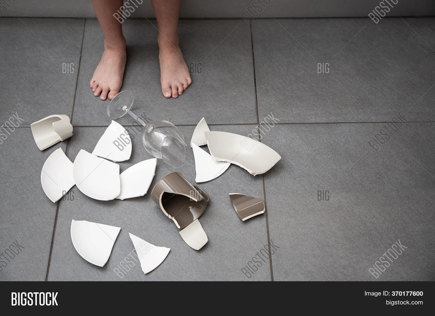 Broken Plate Broken Image & Photo (Free Trial) Bigstock