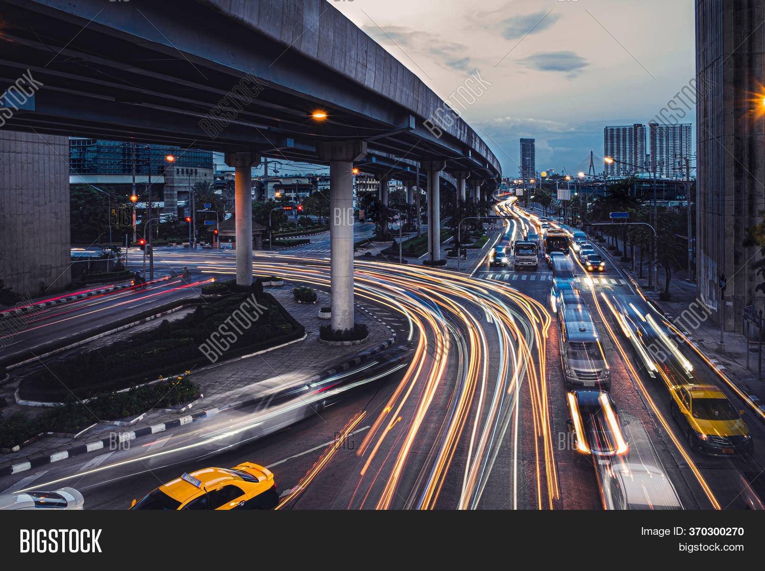 Car Lights Evening On Image & Photo (Free Trial) Bigstock