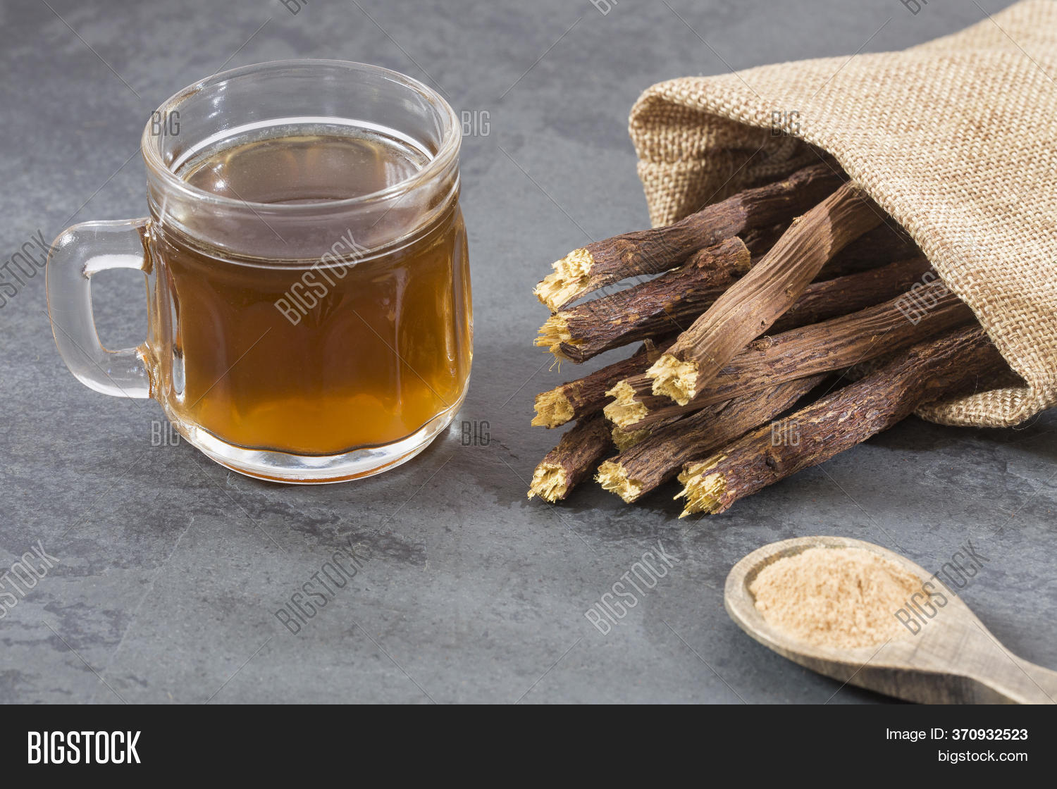 отвар солодки. отвар солодки. отвар солодки. отвар корня солодки. настой солодки.