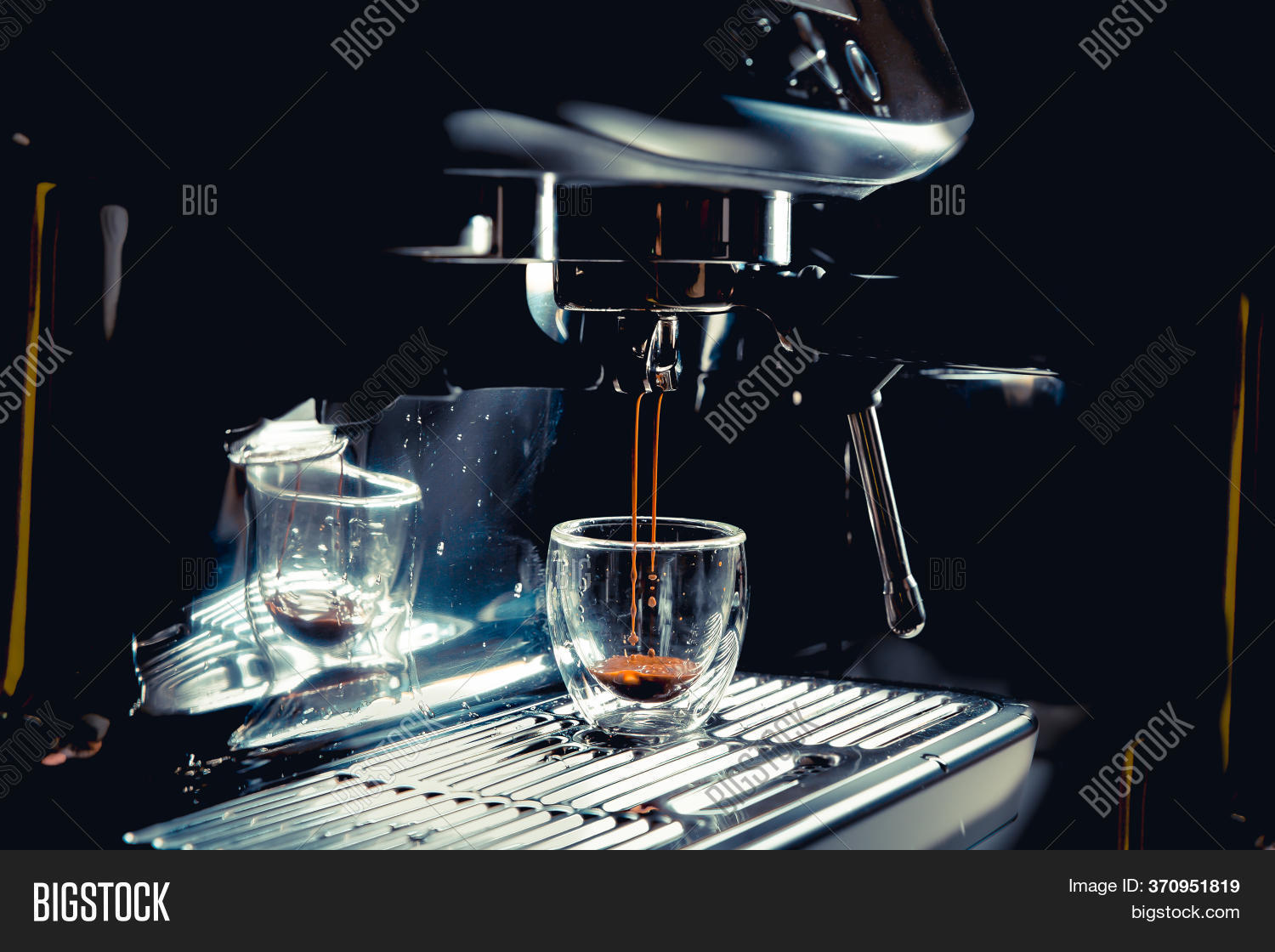 Dark Coffee Drops Image \u0026 Photo (Free 