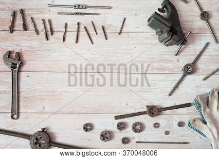 Old Equipment For Manual Cutting Of External And Internal Threads. Locksmith Vises, Dies And Taps Of