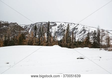 View Of Ulagan Highlands In Altay Mountains In The Winter, Siberia, Russia