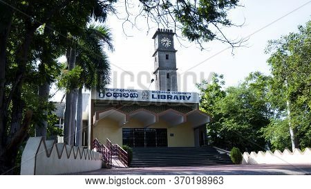 Kalaburagi, Karnataka/india-june 07 2020: Gulbarga University Library Established In 1980 A Knowledg