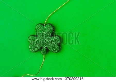 Green Clower On Paper Backgtound For Saint Patricks Day With Copy Space On The Right - Image