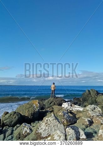 Invercargill, New Zealand - April 16, 2017 : People Enjoy Beutiful View Around Riverton Beach New Ze