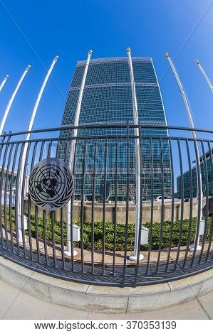 New York, Usa - March 7, 2020: The United Nations Secretariat Building, A 505-foot (154 M) Tall Skys