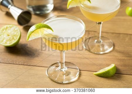 Refreshing Boozy Gin Gimlet