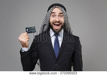 Surprised Bearded Arabian Muslim Businessman In Keffiyeh Kafiya Ring Igal Agal Classic Black Suit Sh