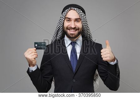 Smiling Arabian Muslim Businessman In Keffiyeh Kafiya Ring Igal Agal Classic Suit Shirt Isolated On 
