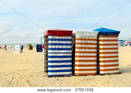 Stribet strandstol på ø Borkum