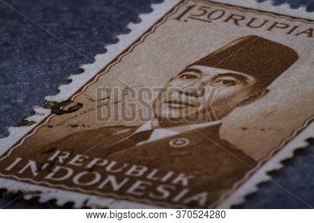 Bandung, Jawa Barat /  Indonesia - 06/09/2020: Indonesian President Sukarno 1.50 Rupiah Old Vintage 