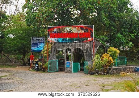 Bohol, Ph - Sept 1 - Hinagdanan Cave Facade On September 1, 2015 In Panglao Island, Bohol, Philippin