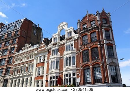 Smithfield District In London. Part Of Farringdon Without Ward Of London.
