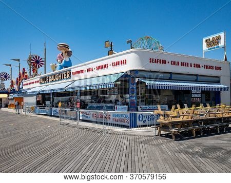 New York City - May 30, 2020: Paul's Daughter Restaurant On The Coney Island Boardwalk With Social D