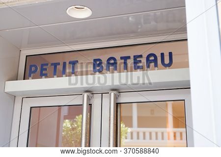 Bordeaux , Aquitaine / France - 06 01 2020 : Petit Bateau Logo Sign Store Of French Clothes Brand Fo