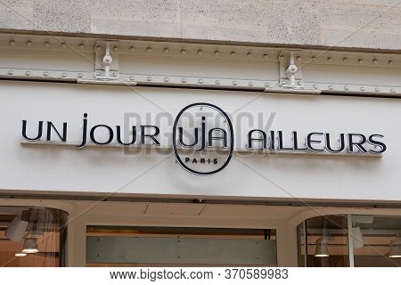 Bordeaux , Aquitaine / France - 05 12 2020 : Uja Paris Un Jour Ailleurs Shop Logo Sign Clothing Fash