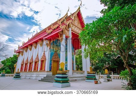Wat Bot, Which Is An Important Tourist Attraction Of Pathum Thani Province In Thailand